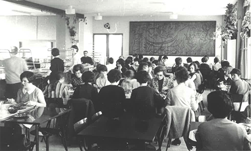 Foyer de jeunes travailleuses les robretières La Roche-sur-Yon