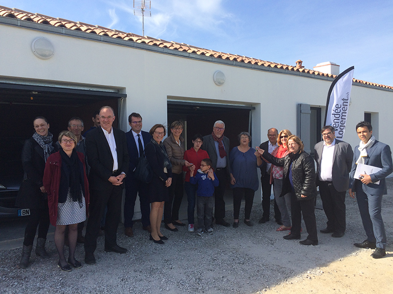 Remise de clés Lairoux 